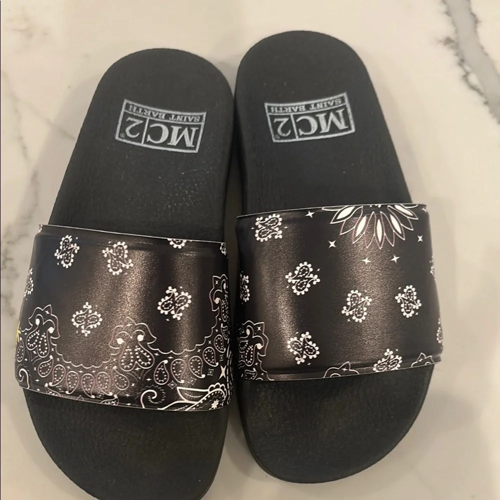 MC2 Saint Barth Black Bandana Print Slide Sandals size 33/34 (unisex)
